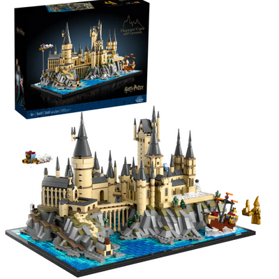 Hogwarts Castle and Grounds | 2,660 Pieces