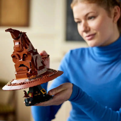Talking Sorting Hat | 561 Pieces