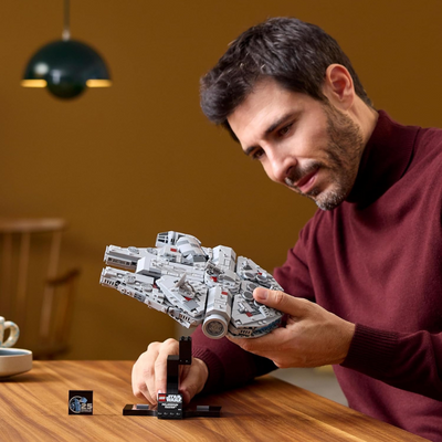 Millennium Falcon Ship - Star Wars | 921 Pieces