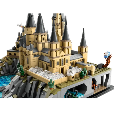 Hogwarts Castle and Grounds | 2,660 Pieces
