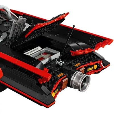 Batman Classic Batmobile | 1822 Pieces